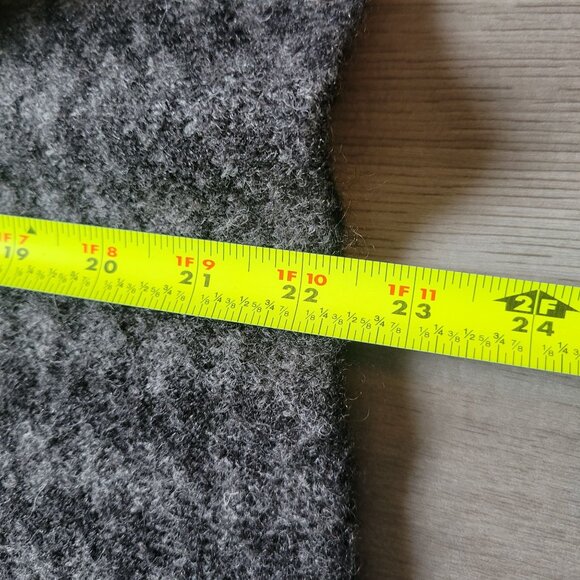 Fenn Wrght Manson Houndstooth Gray Wool Button-Up Sweater Coat - Picture 6 of 7